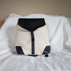 Day trip canvas backpack